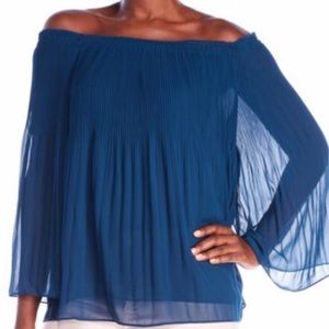 Max studio pleated blouse